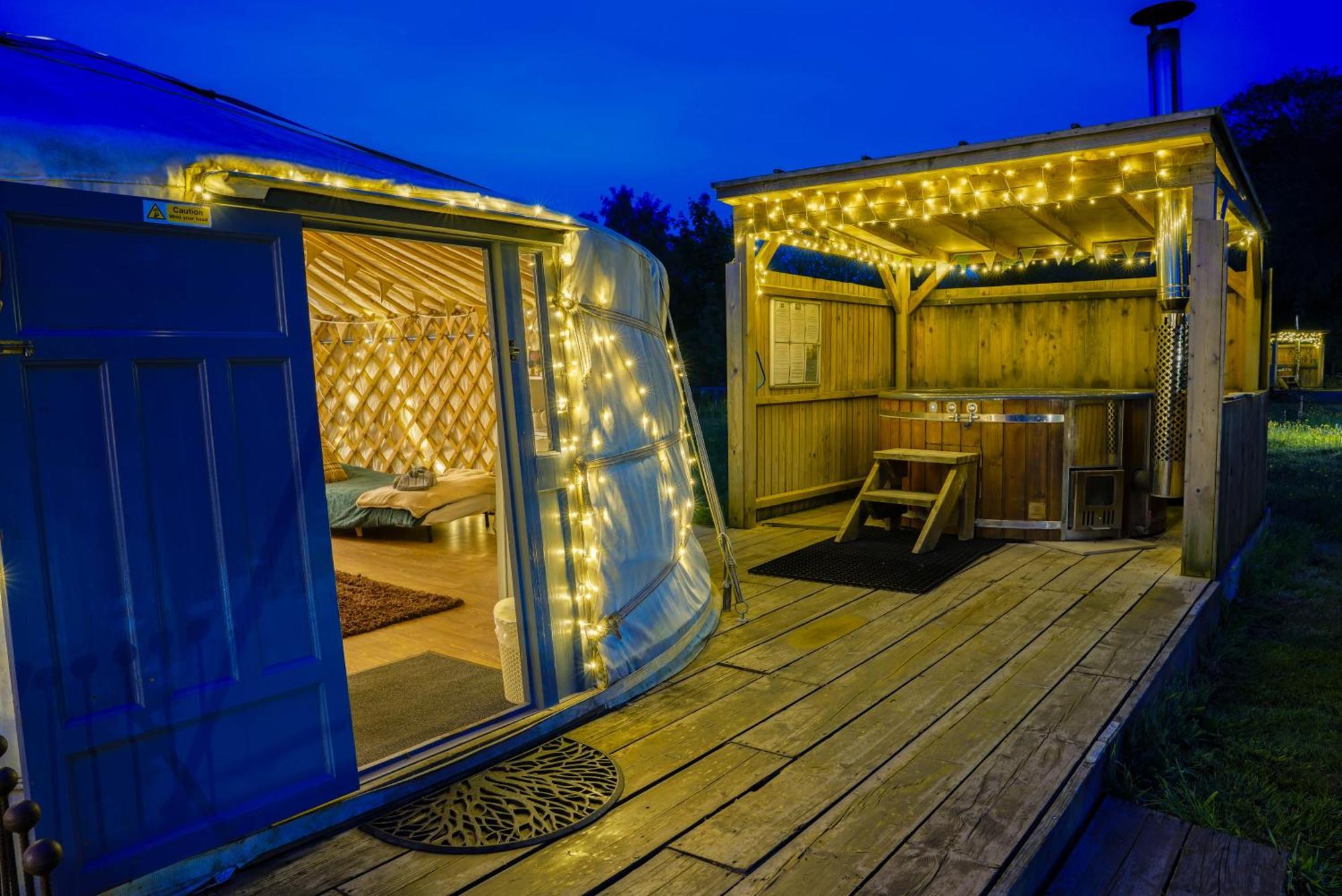 Glamp And Tipple Ltd Hotel Great Ellingham Exterior foto