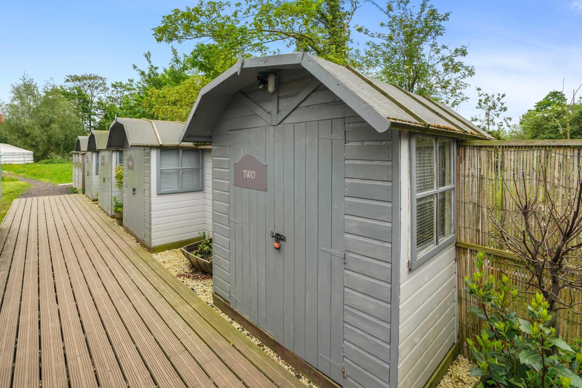 Glamp And Tipple Ltd Hotel Great Ellingham Exterior foto